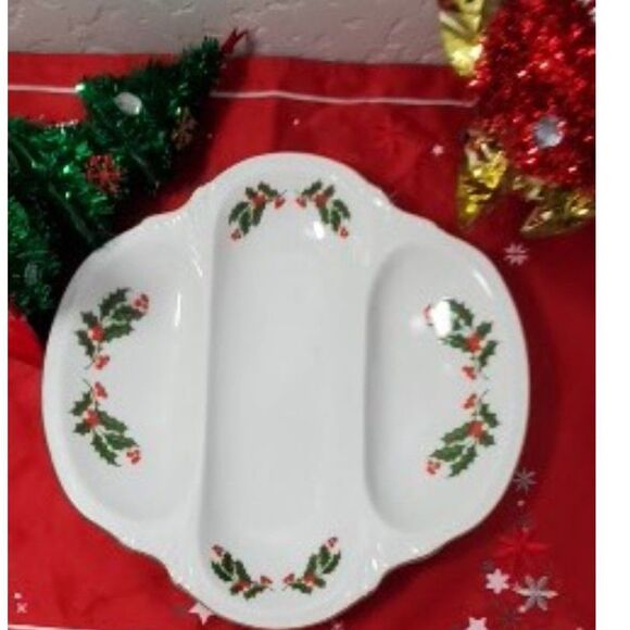 Kashima Christmas Holly Divided Serving Dish 3 part relish dish ~Vintage! - Picture 1 of 5